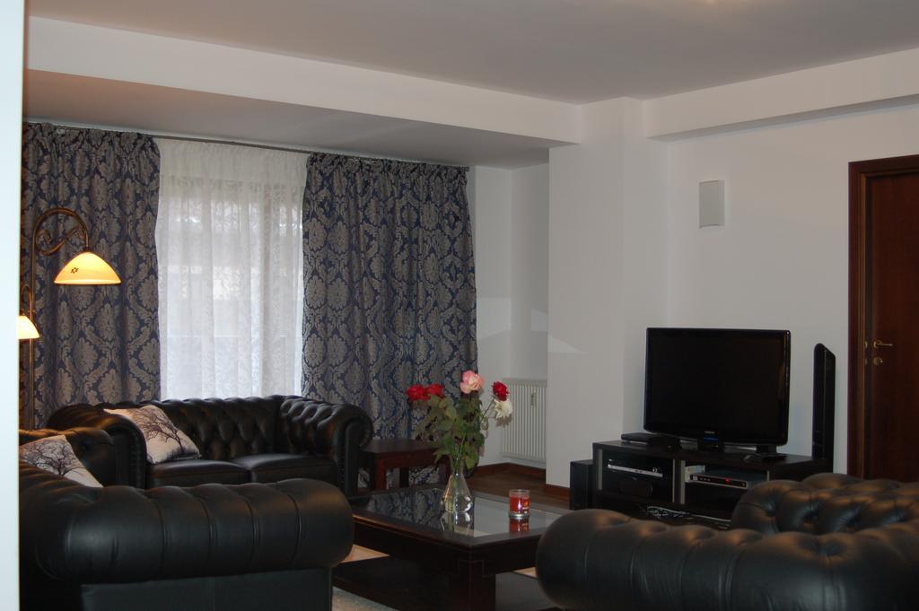 Simon Apartment เปรดัล ภายนอก รูปภาพ
