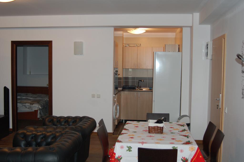 Simon Apartment เปรดัล ภายนอก รูปภาพ